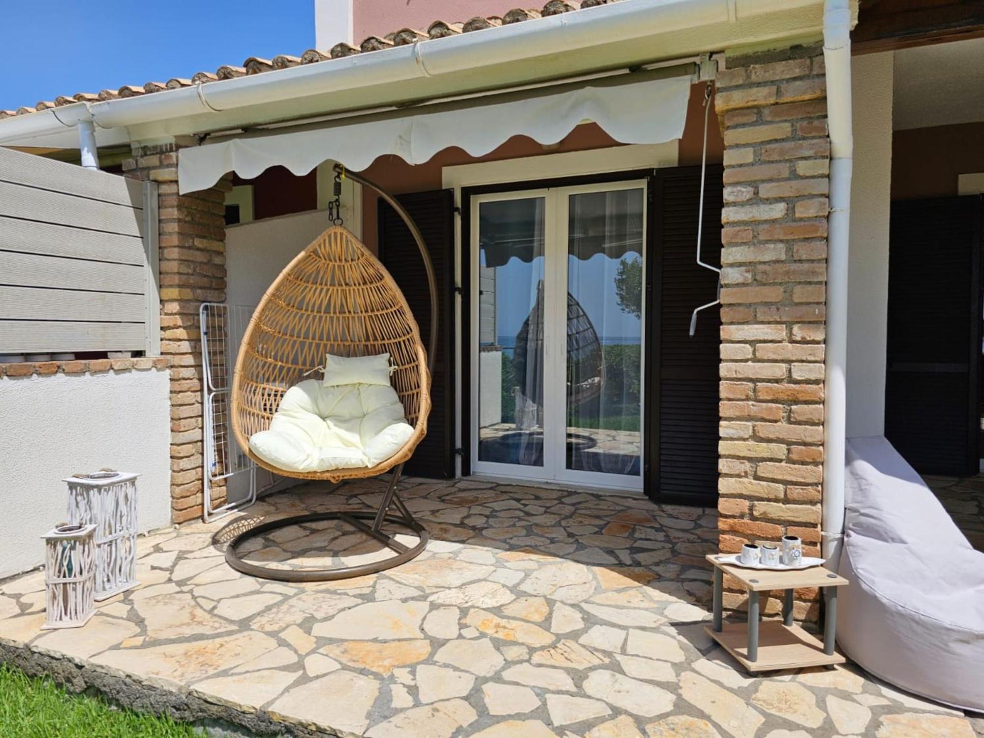 Glyfada Beachfront Apartment A3G Exteriör bild