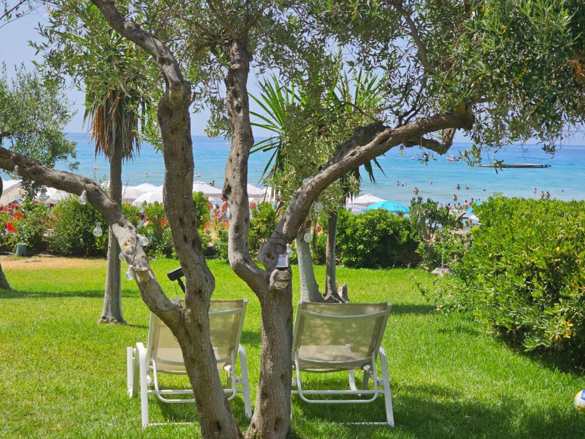 Glyfada Beachfront Apartment A3G Exteriör bild
